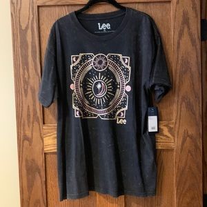 Lee Brand T-shirt NWT